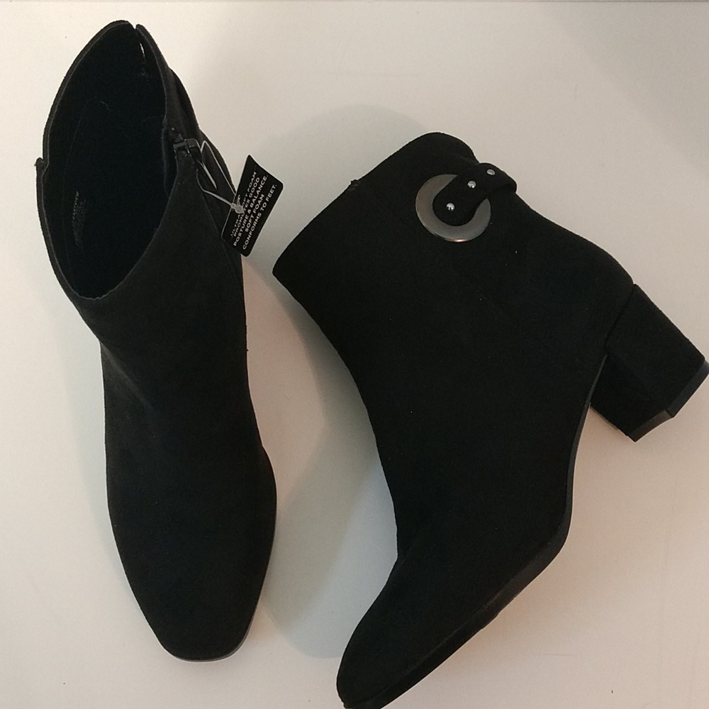 New Black Faux Suede East 5th Ankle Boots sz 7.5